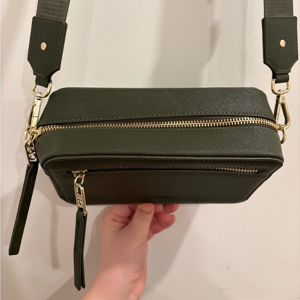 Country Road Women’s Dark Olive Green Crossbody Bag - Picture 4 of 6